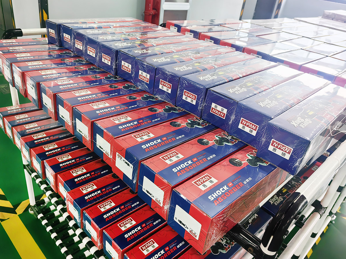 恩镑中置减震器